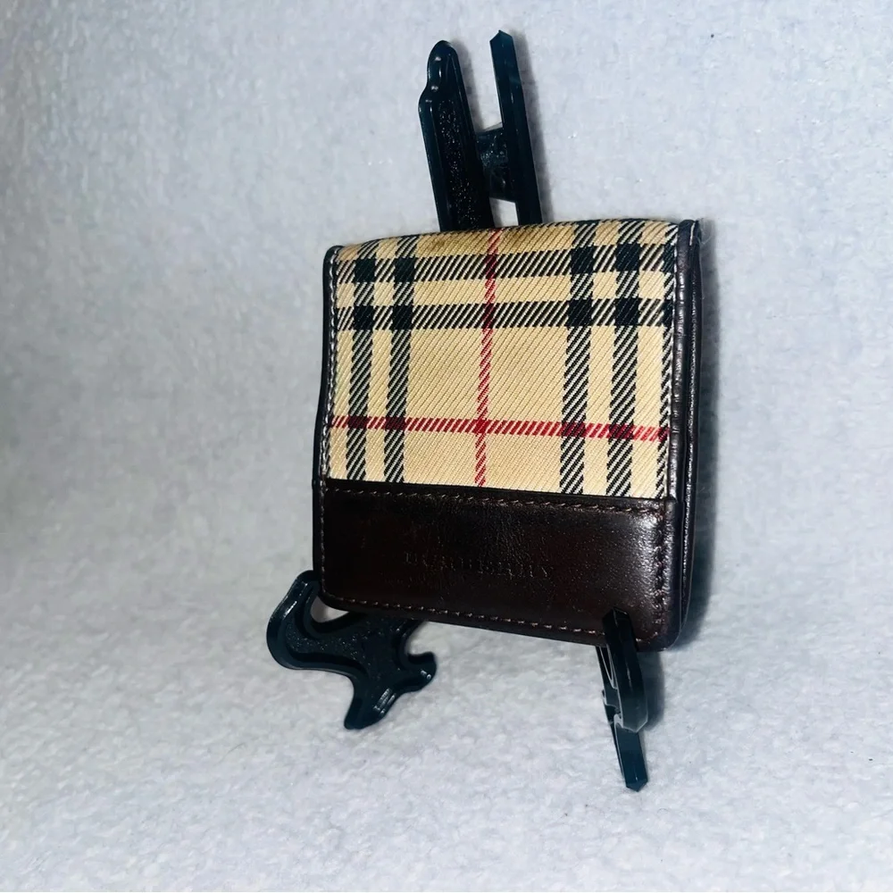 Burberry Nova Check Coin Pouch - Picture 9 of 9
